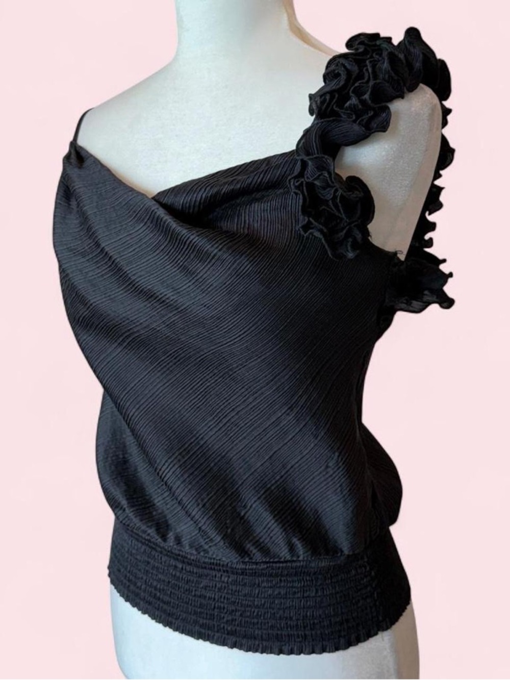 Y2K BEBE Black Ruffled Strap Top Sz Small